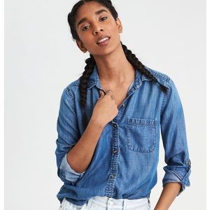 American Eagle Boyfriend Fit Button Up Shirt